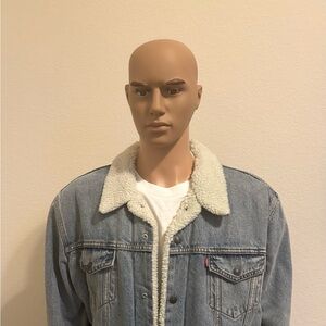 Levi’s Denim Jacket / NWT/ Size XL